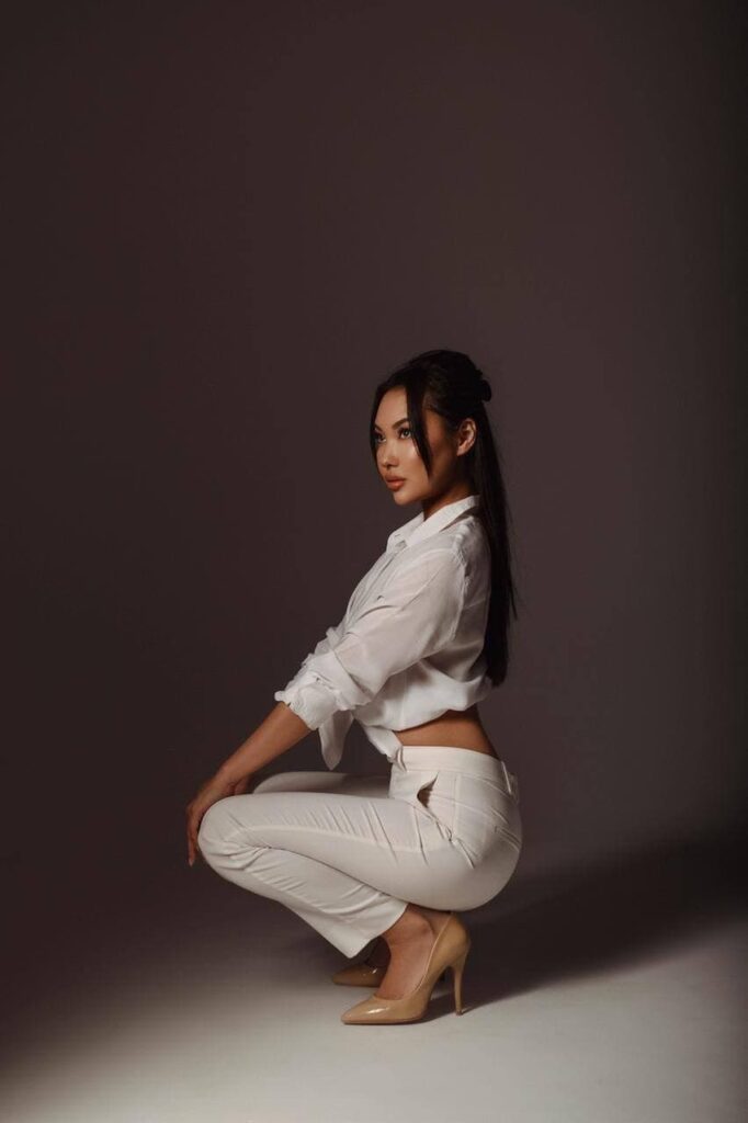 Эскорт-модель