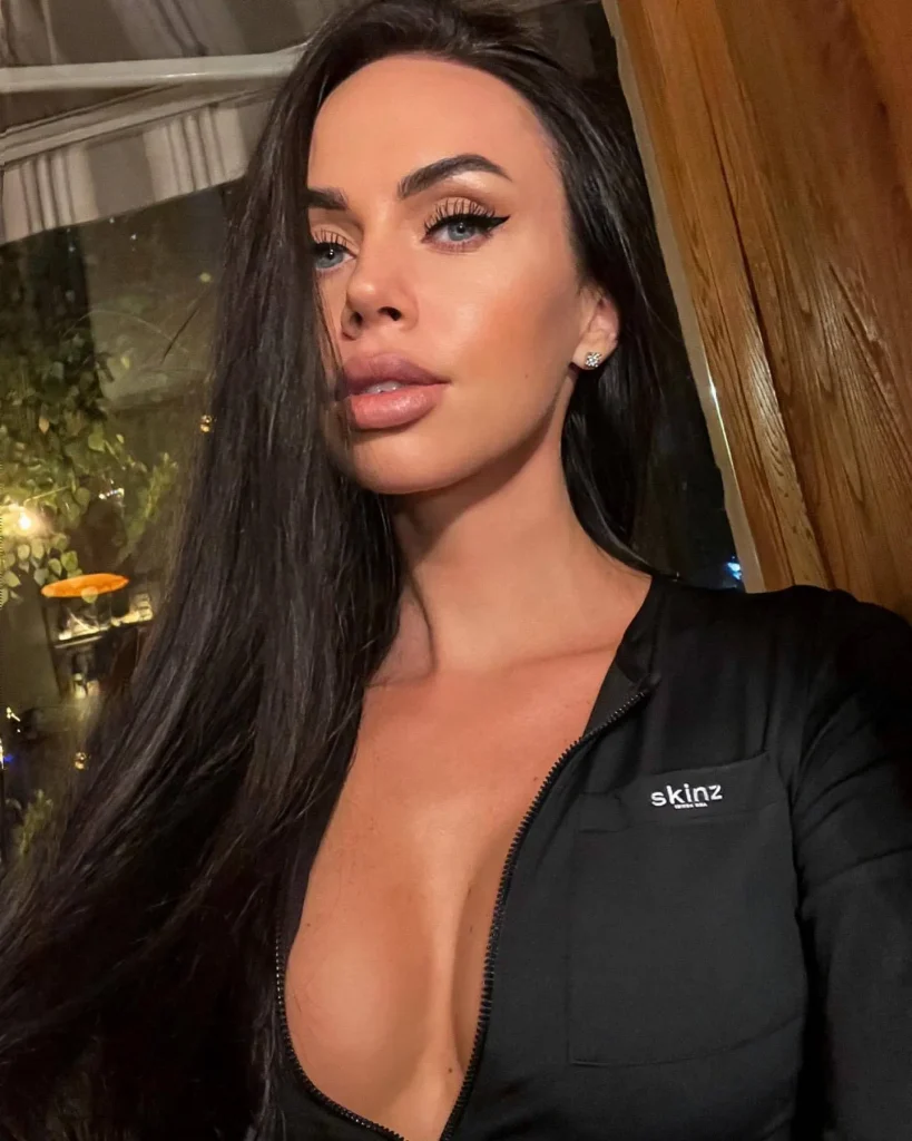 Московская эскортница