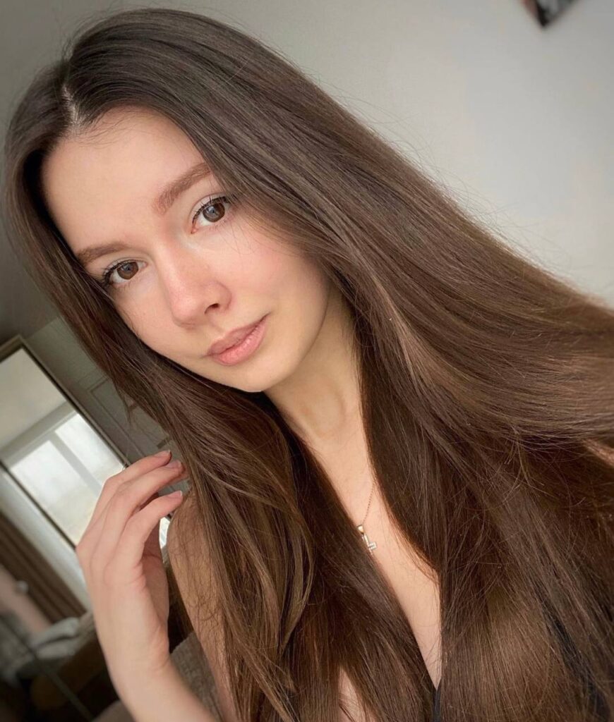 Эскорт-модель