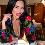 Девушка эскорт