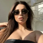 Эскортница