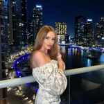 Эскорт-модель