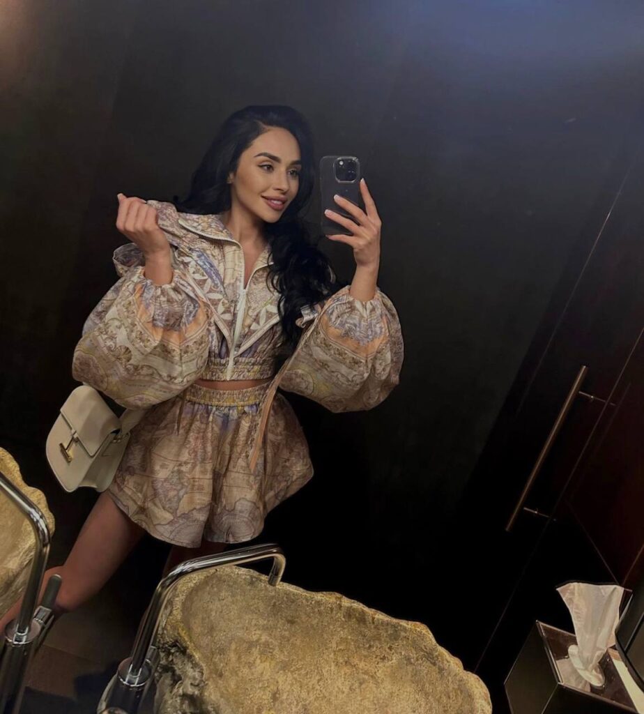 Московская эскортница