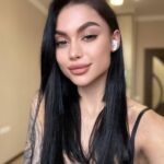 Эскортница