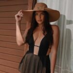 Девушка на час